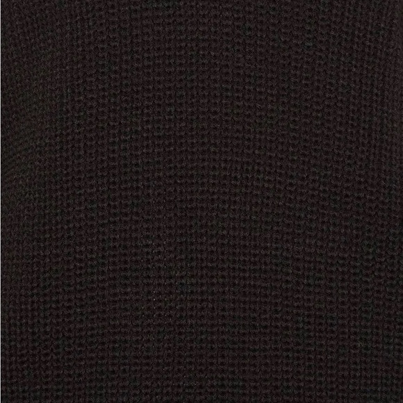 Collegiate Varsity Stripe V-Neck - Picture 7 of 9